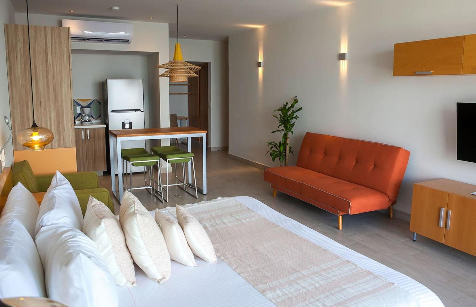 Opal Suites Apartments 普拉亚卡门 外观 照片